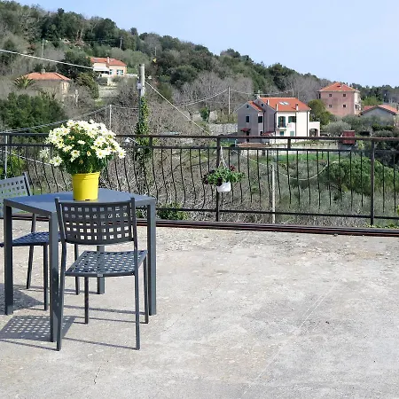 Casa Bricco 170s